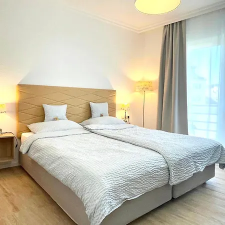 Ahrpart ホテル 3*